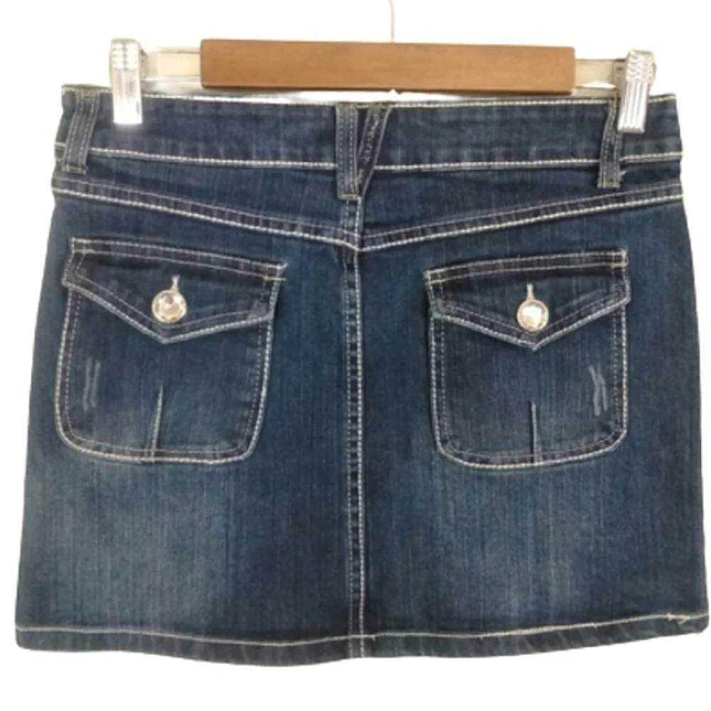 Decoded Junior Denim Mini Skirt Dark Wash Size 9 - Distressed Contrast Stitch